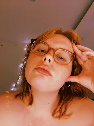 OnlyFans cuenta chloeyeoman avatar 1