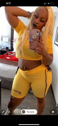 OnlyFans cuenta tresepieces header 2