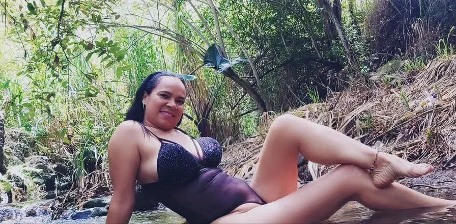 OnlyFans cuenta kenia_rodriguez header 2