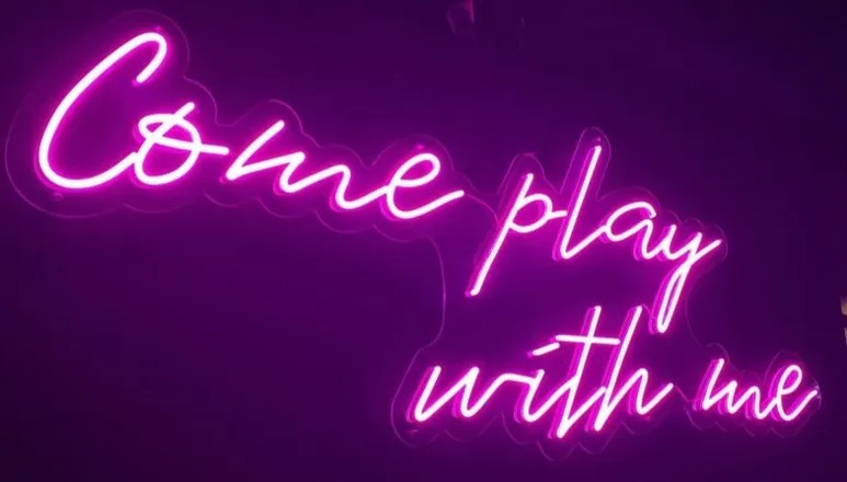 OnlyFans cuenta pnwnaughtymama header 2