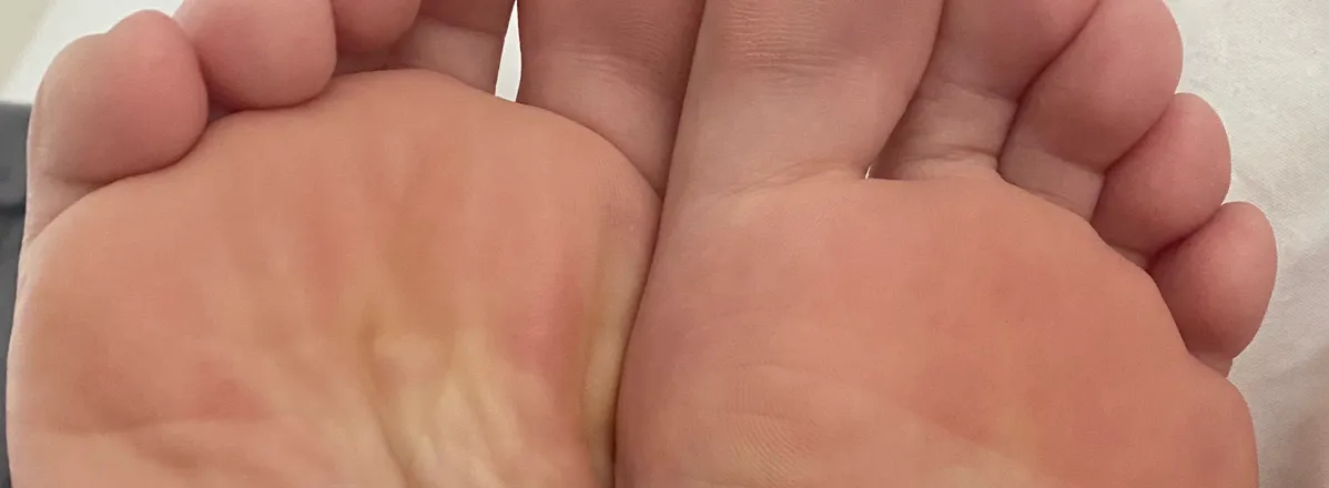 OnlyFans cuenta toesbybecky header 2