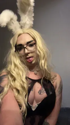 OnlyFans account  katashrophe avatar 1