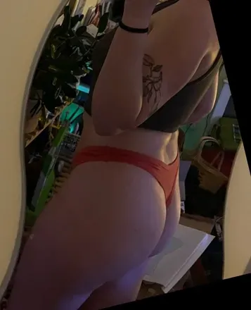 OnlyFans account  sexzombiess avatar 1