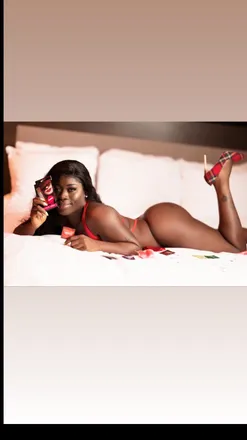 OnlyFans cuenta mizafrica header 2