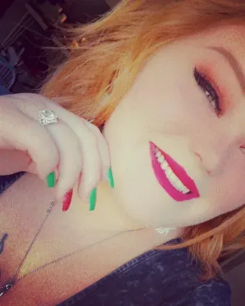 OnlyFans cuenta redcakes header 2