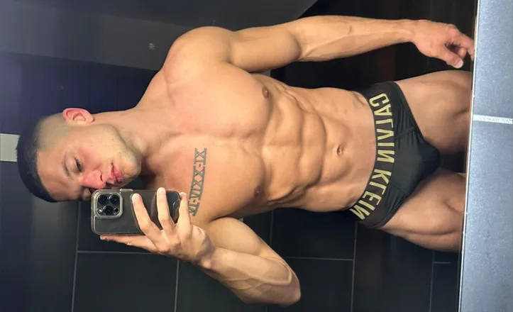 OnlyFans cuenta tomasmv header 2