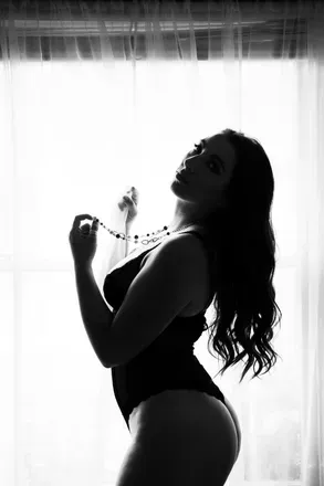 OnlyFans account  voluptuousvivante avatar 1