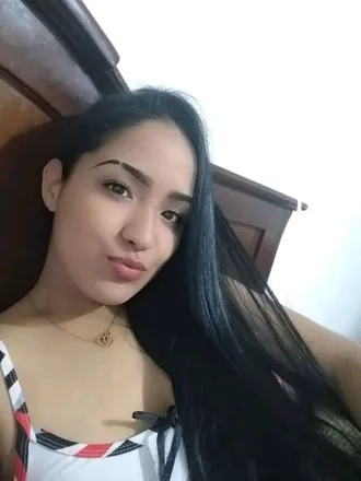 OnlyFans cuenta marianarr32 header 2