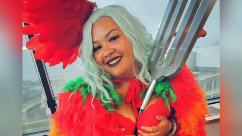 OnlyFans cuenta thicccthighsenpai header 2