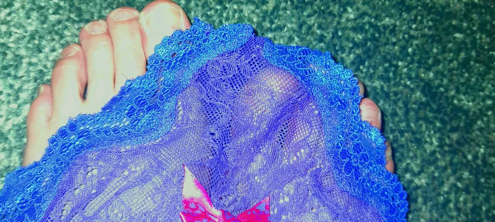 OnlyFans cuenta feetforyourfancy header 2