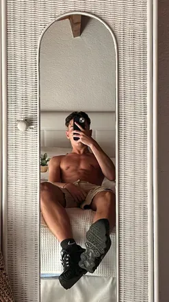 OnlyFans cuenta nomev3s avatar 1