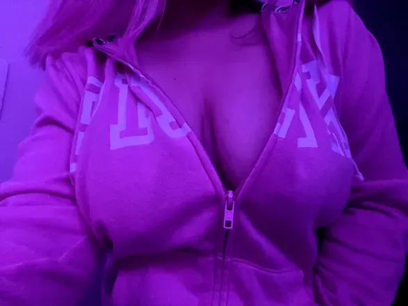 OnlyFans cuenta kittyonall4s avatar 1