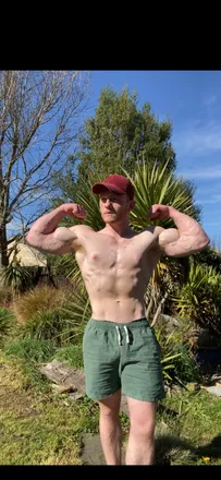 OnlyFans account  anton_red header 2