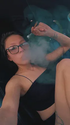 OnlyFans cuenta lilmama_2014 avatar 1