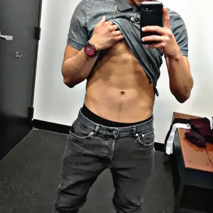 OnlyFans cuenta pelazonrcm avatar 1