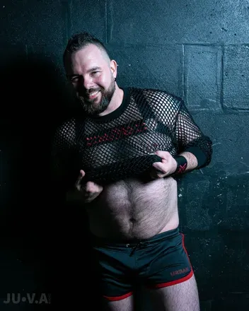 OnlyFans cuenta johnnybear2023 avatar 1