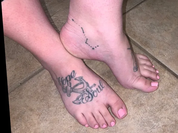OnlyFans cuenta tattedtootzies header 2