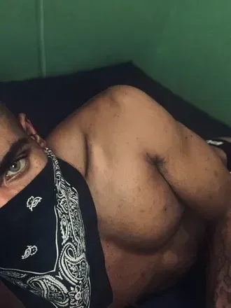 OnlyFans cuenta dillonlikes header 2