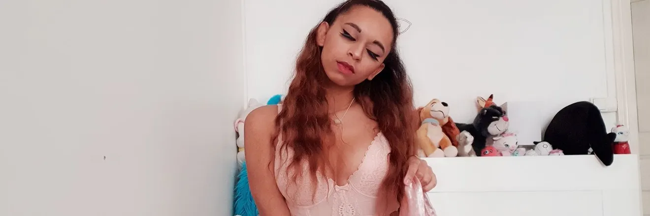 OnlyFans cuenta cassie_snow header 2
