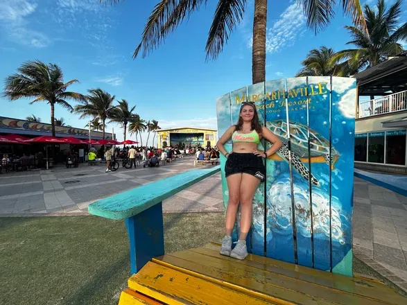 OnlyFans account  sunsetmaniac avatar 1