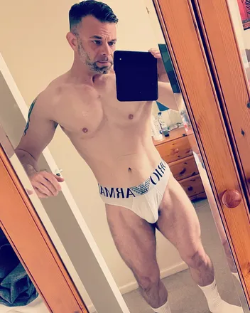 OnlyFans cuenta eddie.knight header 2
