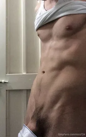 OnlyFans cuenta nico724 avatar 1