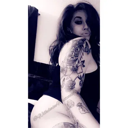 OnlyFans account  dollybombshelll avatar 1