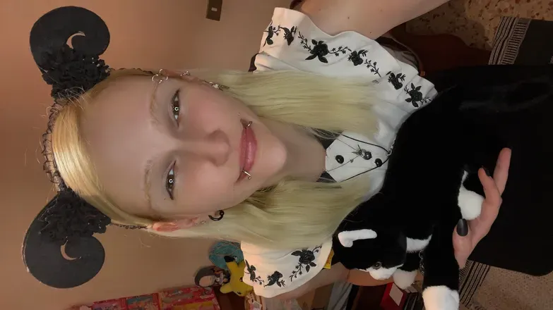 OnlyFans cuenta littlebeibigirl header 2