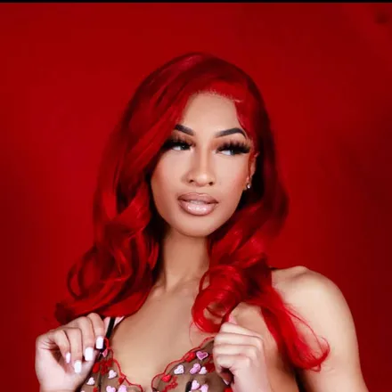 OnlyFans cuenta mirababyy1 header 2