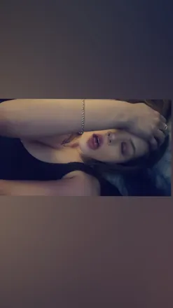 OnlyFans cuenta qeenbree header 2