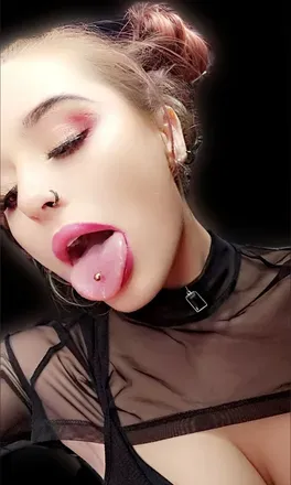 OnlyFans cuenta poppyred666 avatar 1