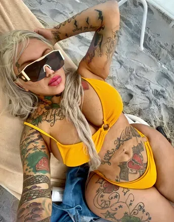 OnlyFans cuenta blondyydallass header 2