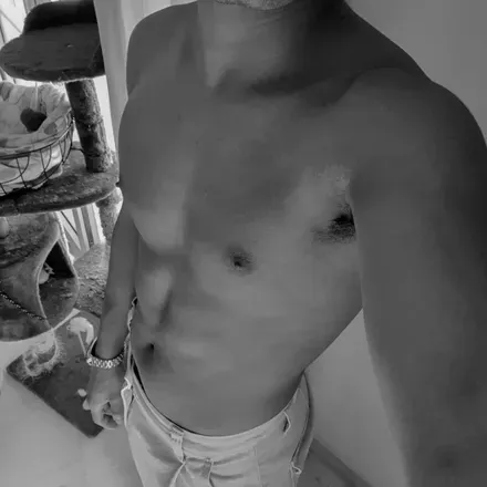 OnlyFans cuenta jairvalderramaa header 2