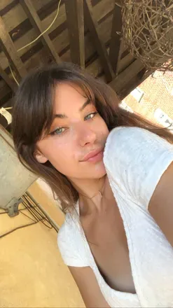 OnlyFans cuenta blueeyesthicthighs avatar 1