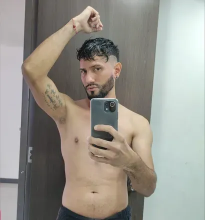 OnlyFans account  wolfbrown_ avatar 1
