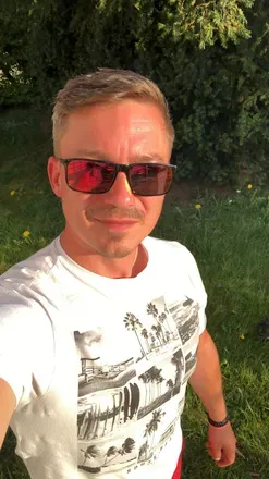 OnlyFans cuenta robbsn83 avatar 1