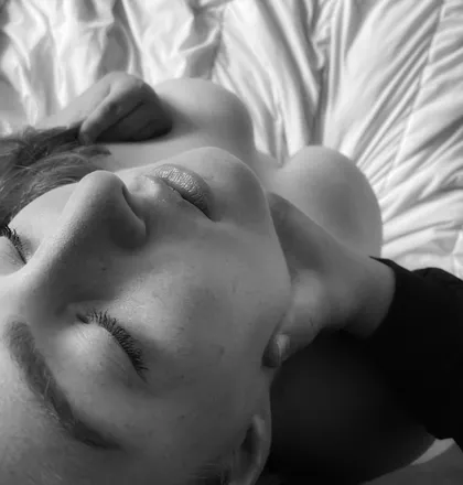 OnlyFans account  kellyrousse_free header 2