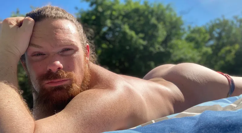 OnlyFans cuenta thebeardedbimbo header 2