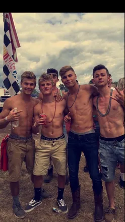 OnlyFans account  itslogey header 2