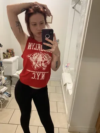 OnlyFans account  sarahcaterxo avatar 1