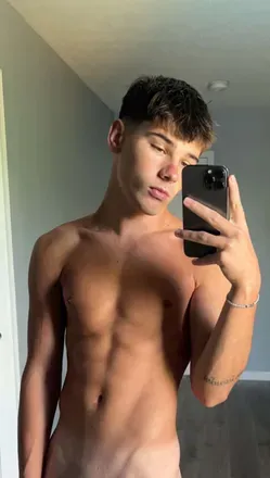 OnlyFans cuenta opashvip avatar 1