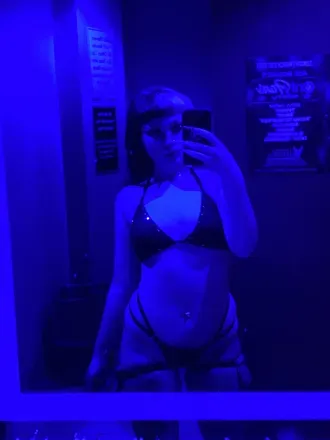 OnlyFans cuenta redxvelvetx avatar 1