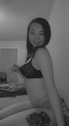 OnlyFans cuenta snowbbybri header 2