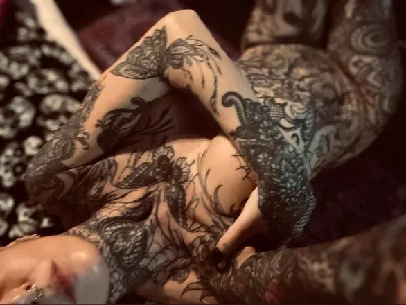 OnlyFans cuenta inkedwithkink header 2