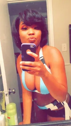 OnlyFans cuenta honeyqueen25 avatar 1