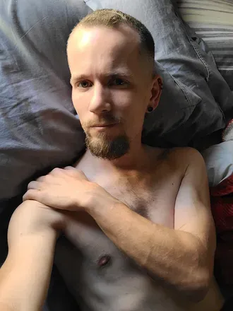 OnlyFans account  gnuvi2012 avatar 1