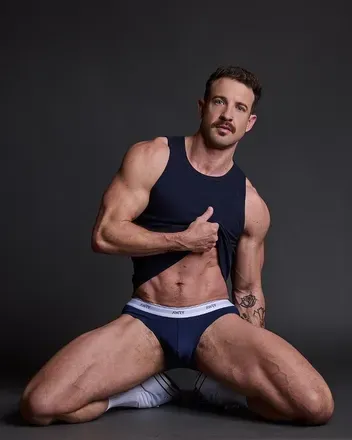OnlyFans cuenta blueeyedatxboy avatar 1