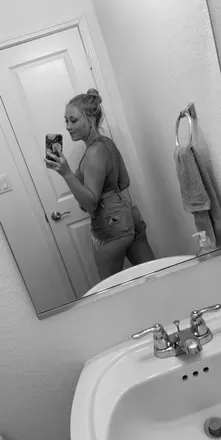 OnlyFans cuenta rosie5798 avatar 1