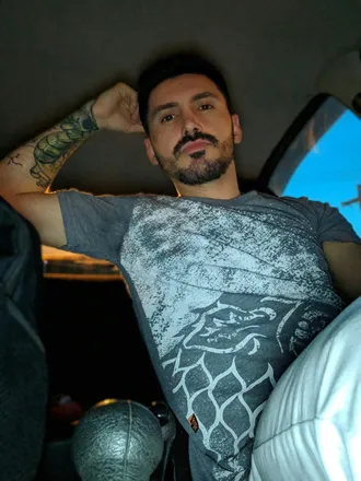 OnlyFans cuenta rael_fermino header 2