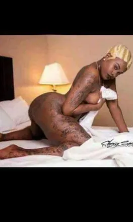 OnlyFans cuenta allofafrika header 2